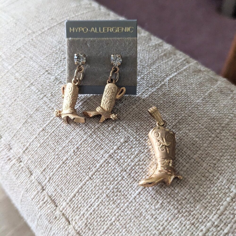 Cowboy Boots Pierced Earrings and Matching Pendant